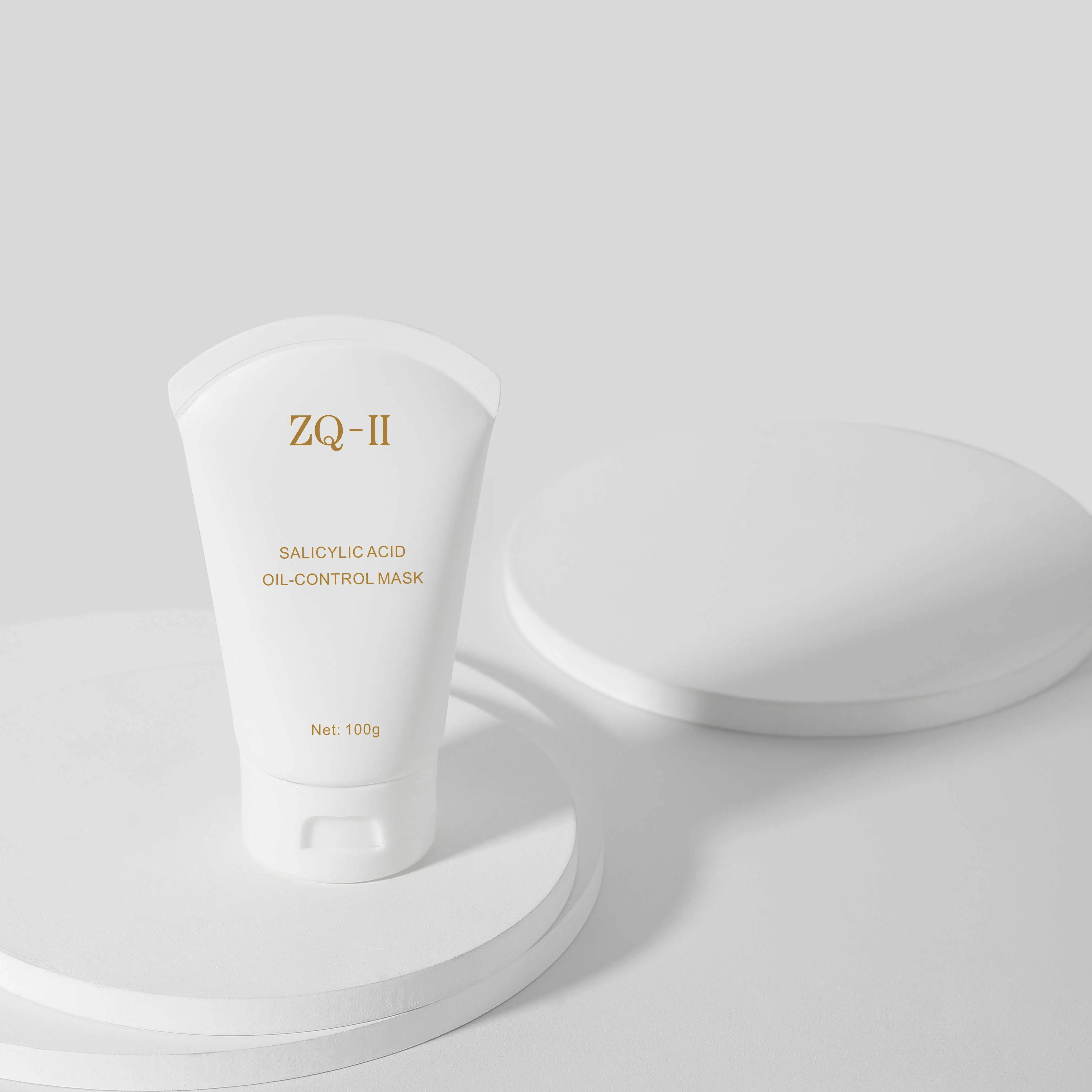 L'acide salicylique aide-t-il à contrôler l'huile?